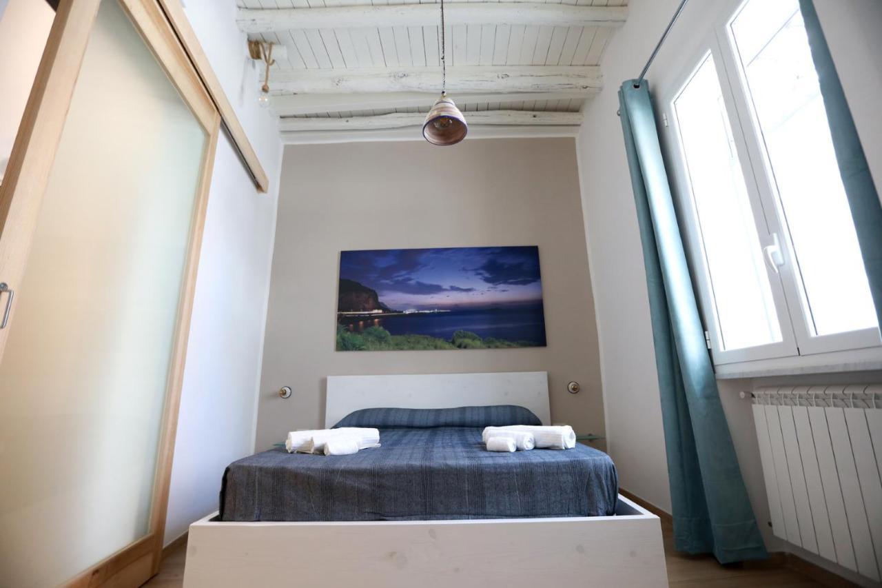 La Casetta Delle Scienze Suite ปาแลร์โม ภายนอก รูปภาพ